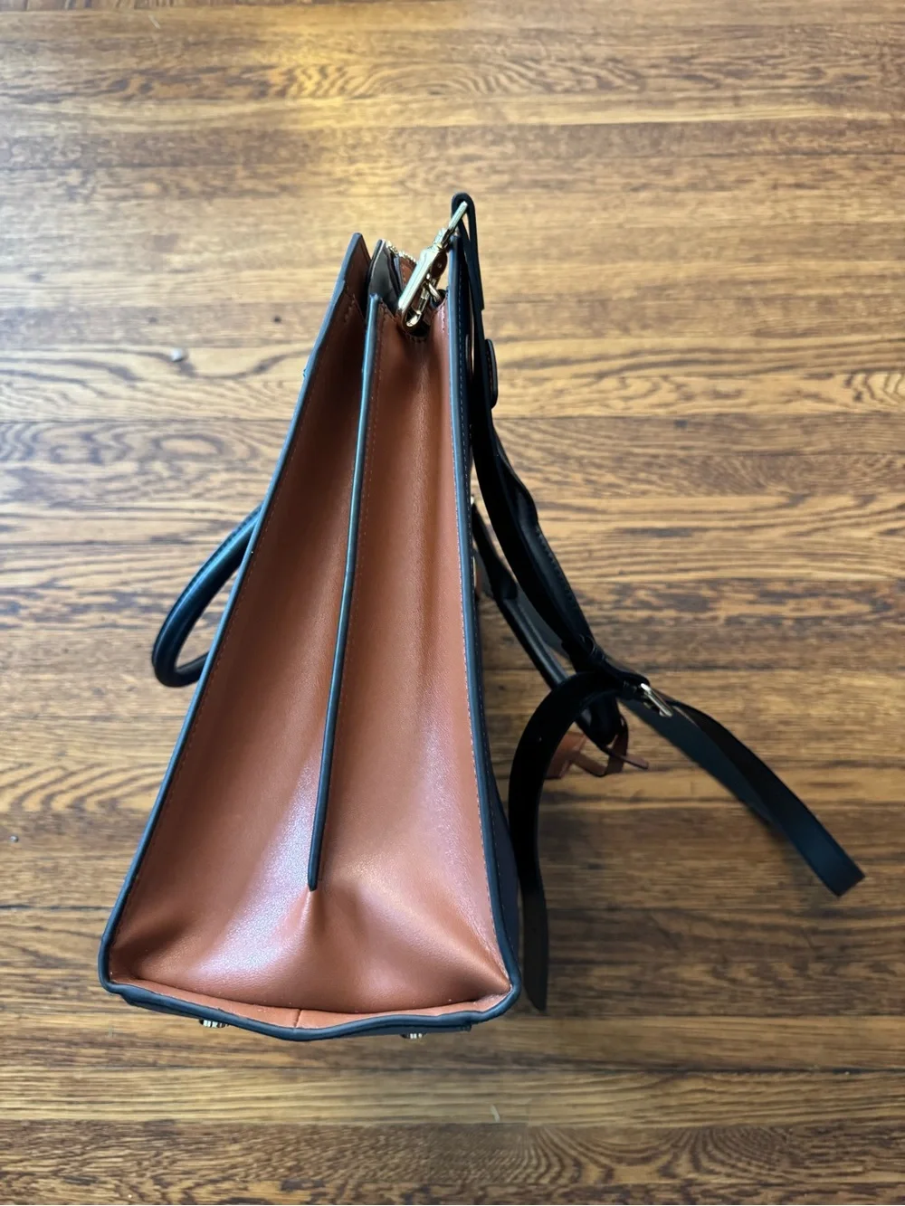 BOSTANTEN (Genuine Leather) Blue Leather Tote with Tan Accents. EXCELLENT!!!